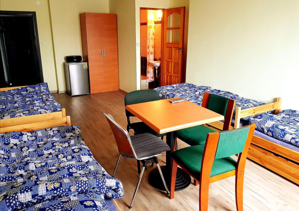 Auberge de jeunesse Gliwicka139 à Katowice Extérieur photo